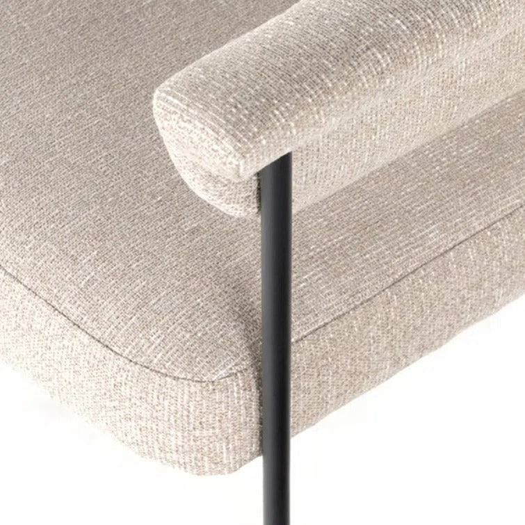 Carrie Signature Seat